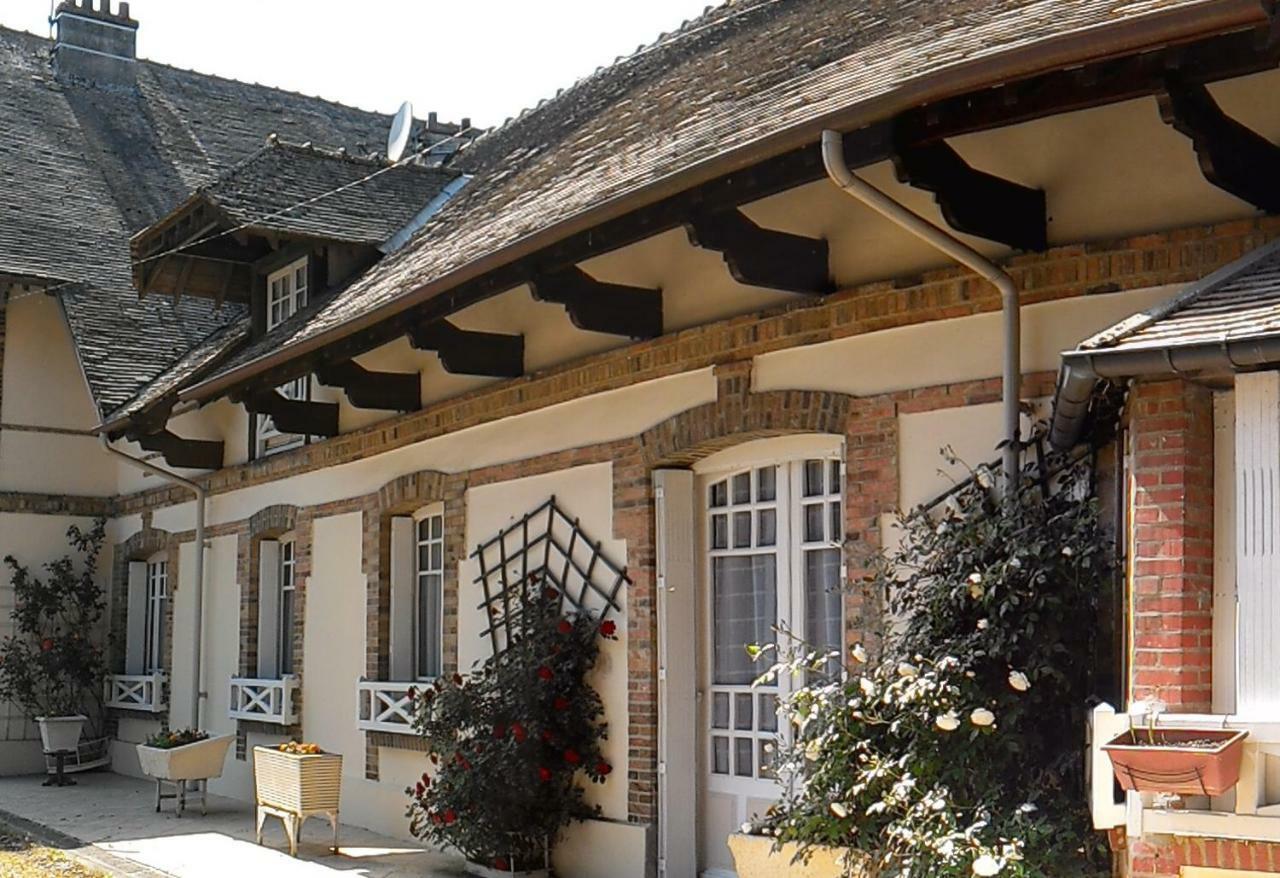 Maison Lalongere Longueville  エクステリア 写真